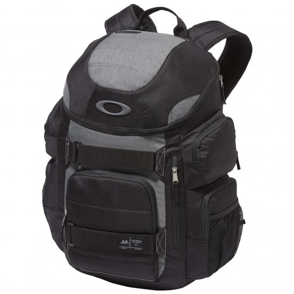 oakley enduro 30 backpack