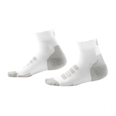 SKINS PERFORMANCE Socks White 0